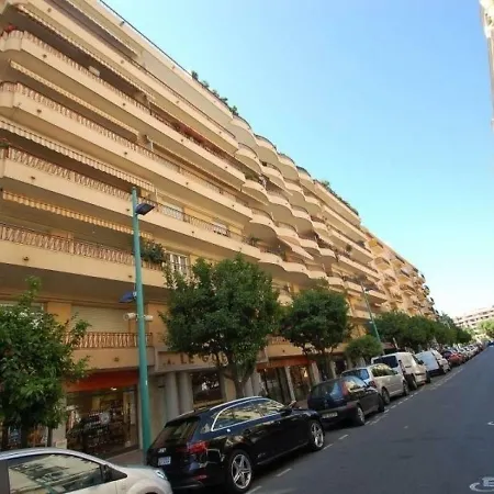 Beau 2p Neuf En Plein Centre Avec Terrasse Et Parking Appartamento *